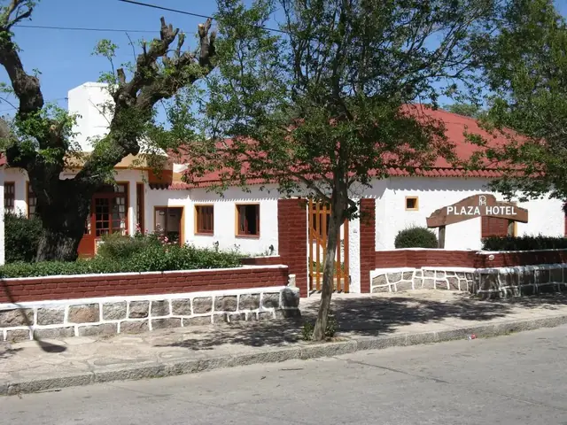 HOTEL PLAZA